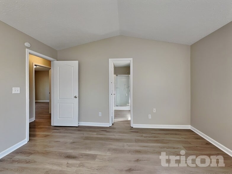 Building Photo - 206 Whistle Way