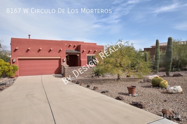 Primary Photo - Stunning Santa Fe Style Home with Breathta...