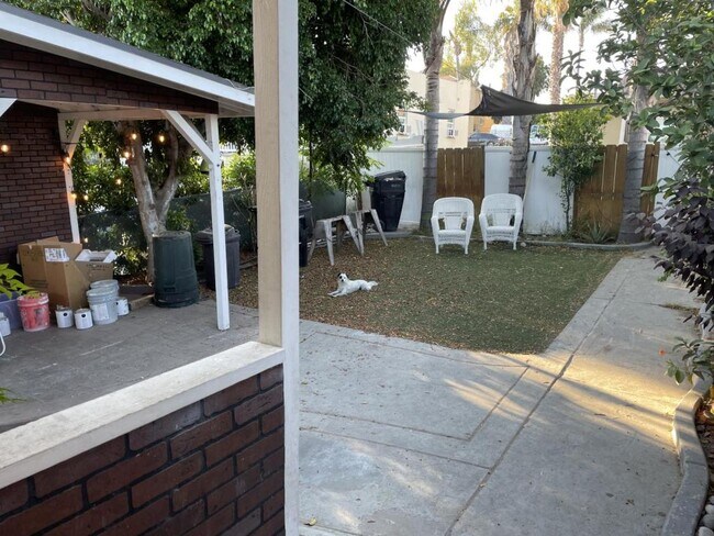 Building Photo - 4037 1/2 National Ave, Upstairs, San Diego, CA 92113