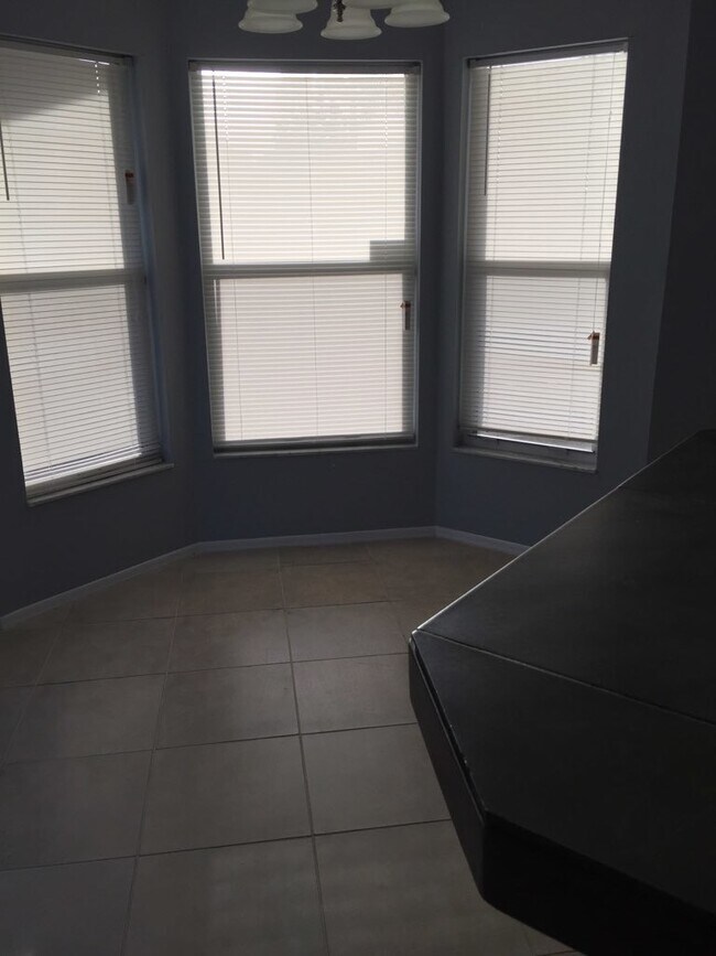 Primary Photo - Lake Wales Rental!