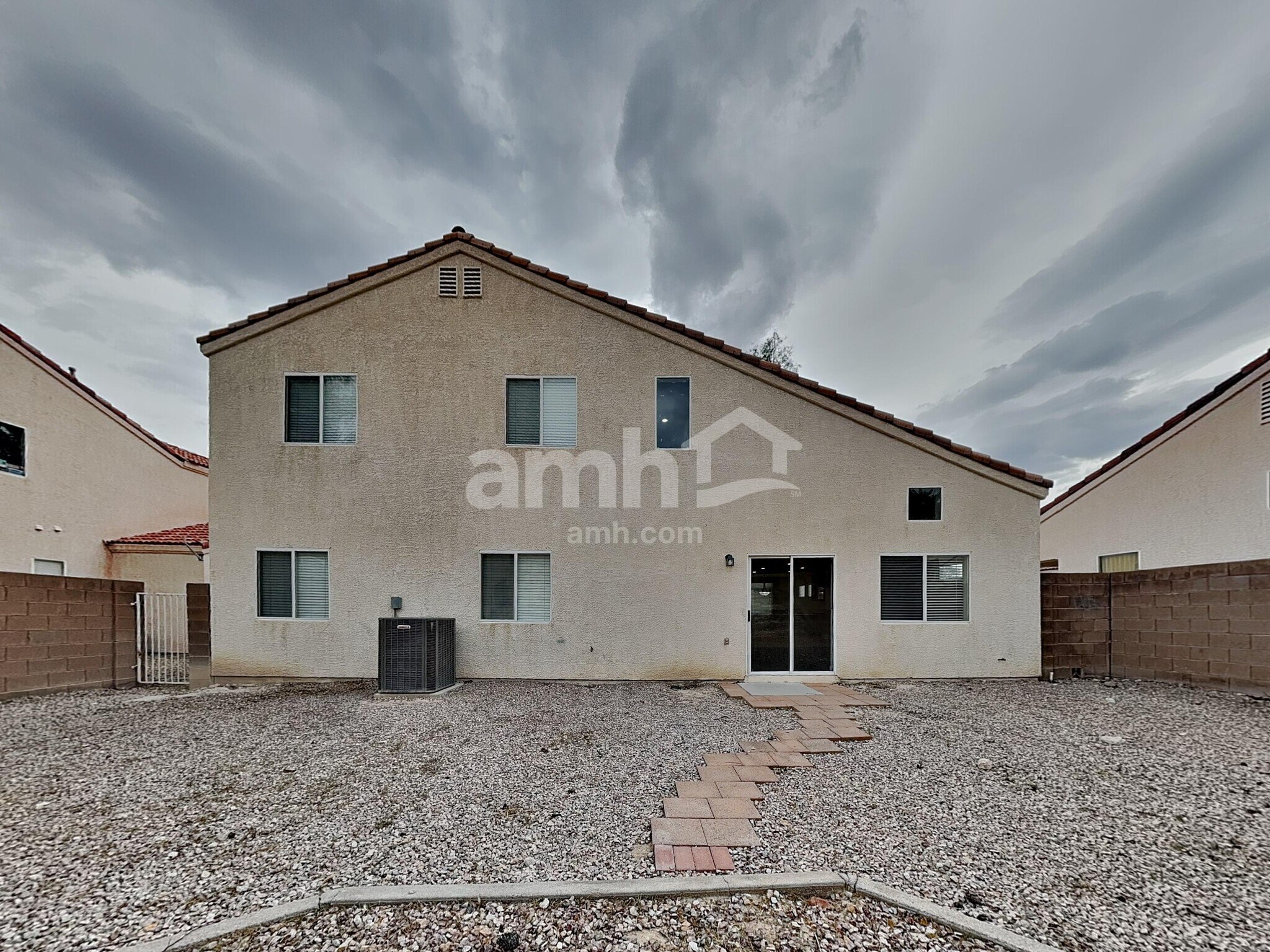 Building Photo - 3810 Shimmering Creek Ave