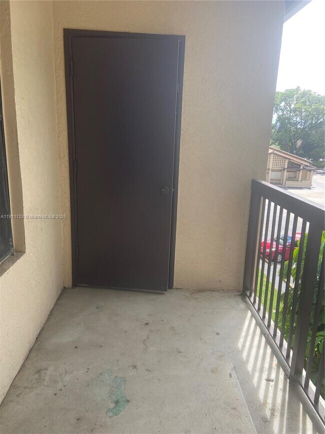 Building Photo - 4501 W McNab Rd