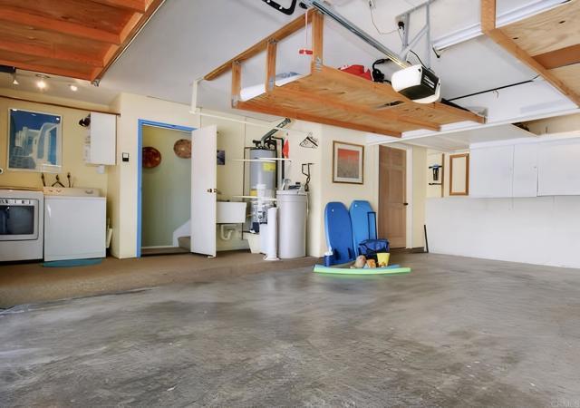 Building Photo - 4531 Chateau Dr