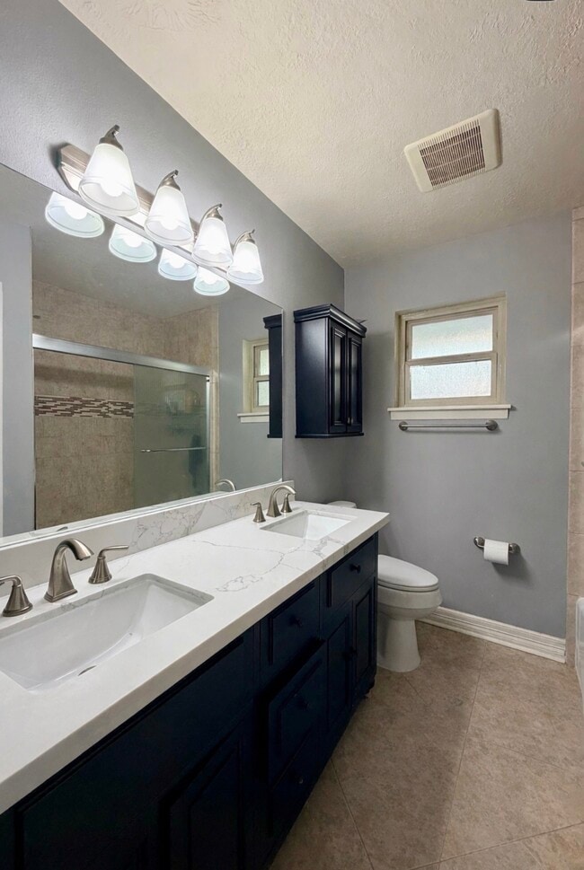 Building Photo - 9770 Tappenbeck Dr