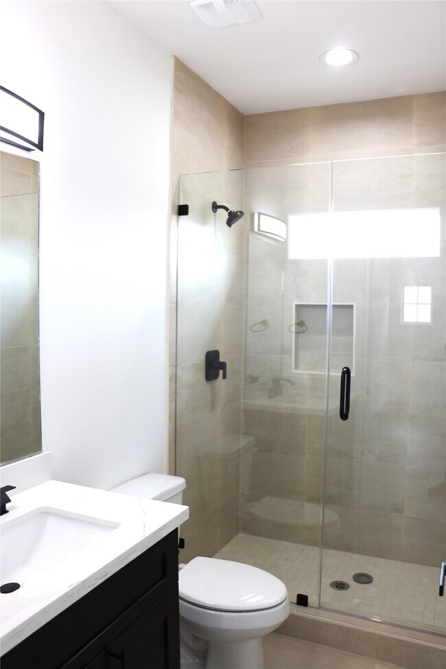 Building Photo - 16602 Bonnie Sean Dr