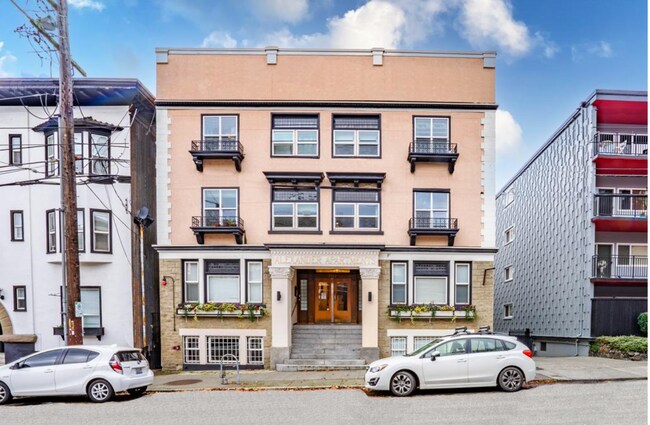 Interior Photo - Alexander Apartments