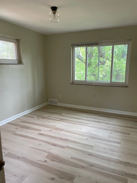 Bedroom 2 - 5839 Monfort Hills Ave
