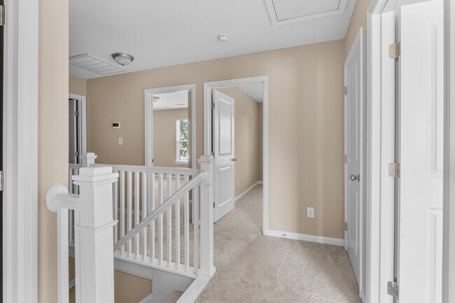 Building Photo - 261 Crown Heights Way