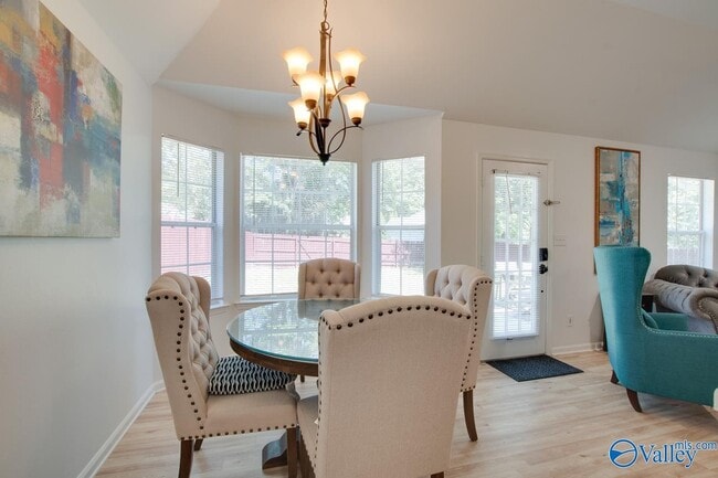 Building Photo - 210 Cypress Creek Dr