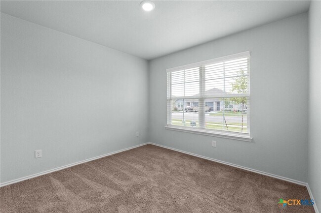 Building Photo - 1218 LEXINGTON Dr