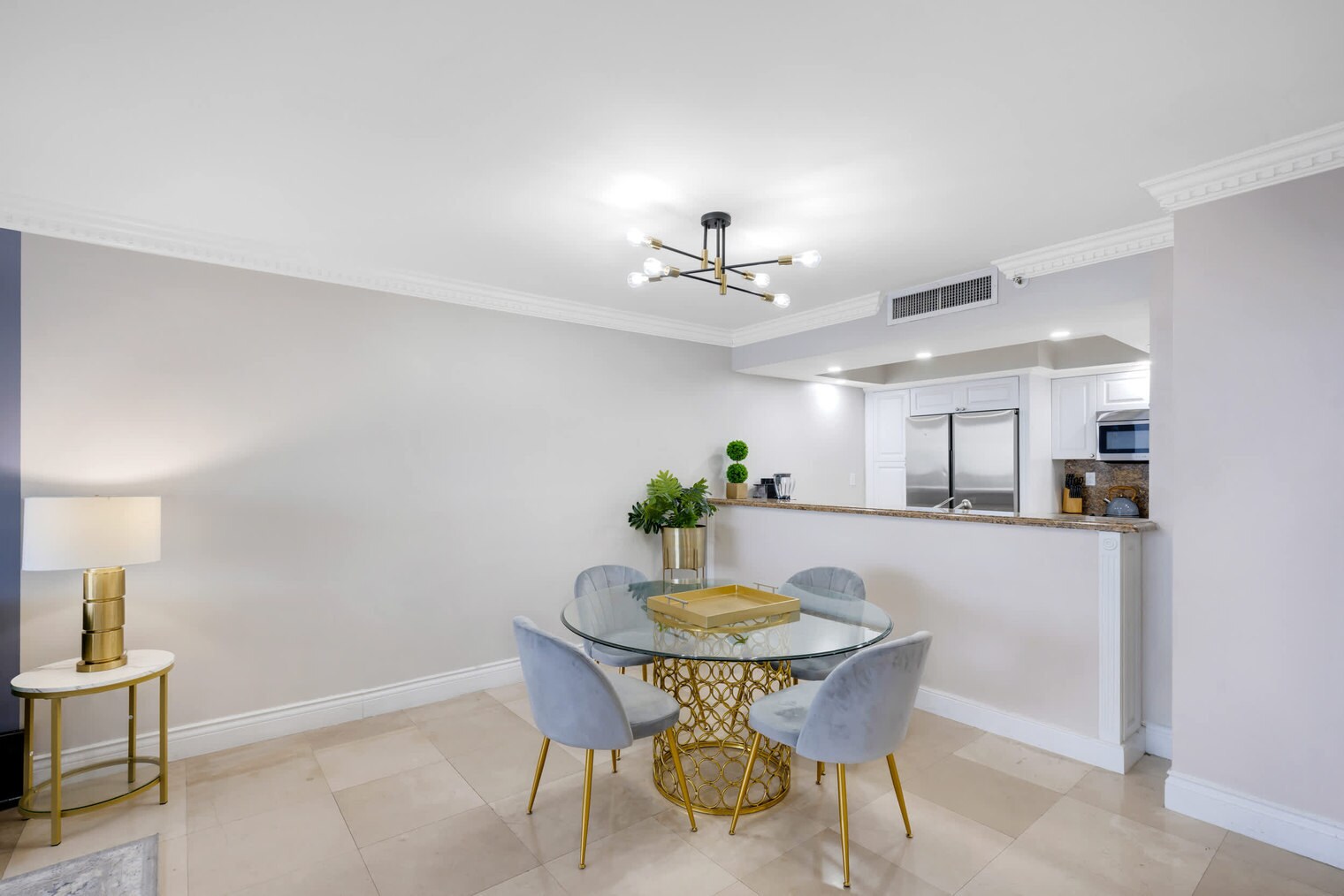 Building Photo - 1717 N Bayshore Dr