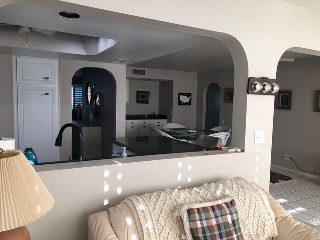 Building Photo - Amazing Golf Course Views in Leisure World a 45+ Active Adult Resort Community.  Available June t...