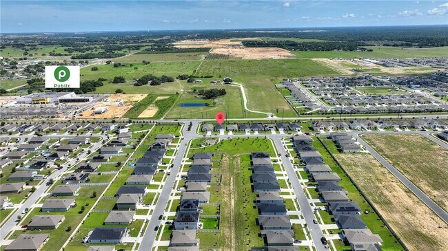 Building Photo - 305 Summer Grv Wy