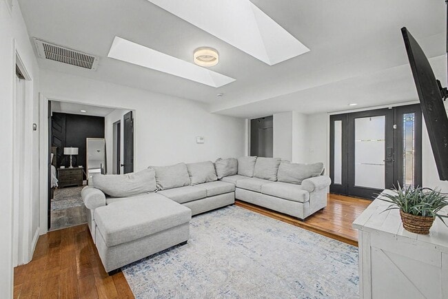 Building Photo - 6315 E Delcoa Ave