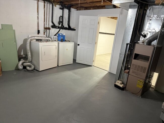 Building Photo - 1200 Worcester St