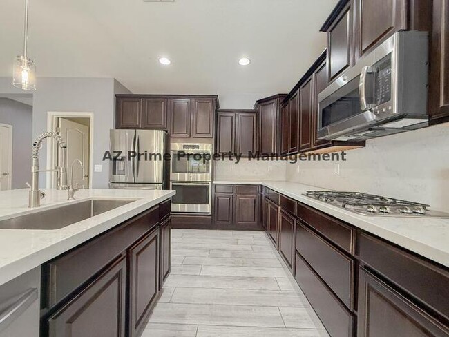 Building Photo - 18649 W Williams St