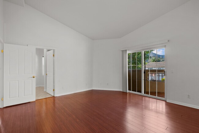 Master w/ Outside Patio - 3960 Pennsylvania Ave