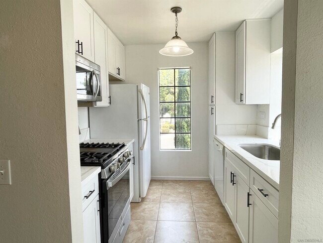 Building Photo - 10612 Dabney Dr