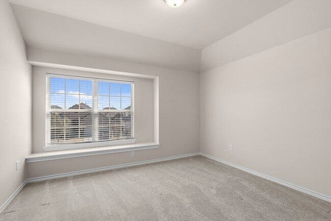 Building Photo - 6015 Briarstone Crest Dr