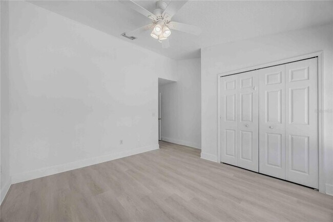 Building Photo - 727 Kensington Lake Cir