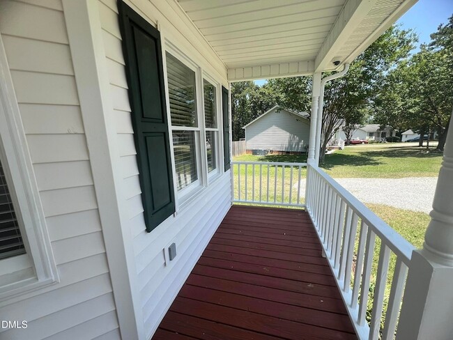 Building Photo - 500 Chinaberry Ln