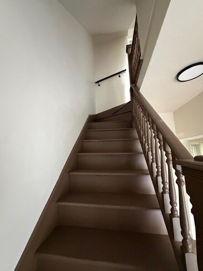 Building Photo - Charming 3BR Home in Wilmerding