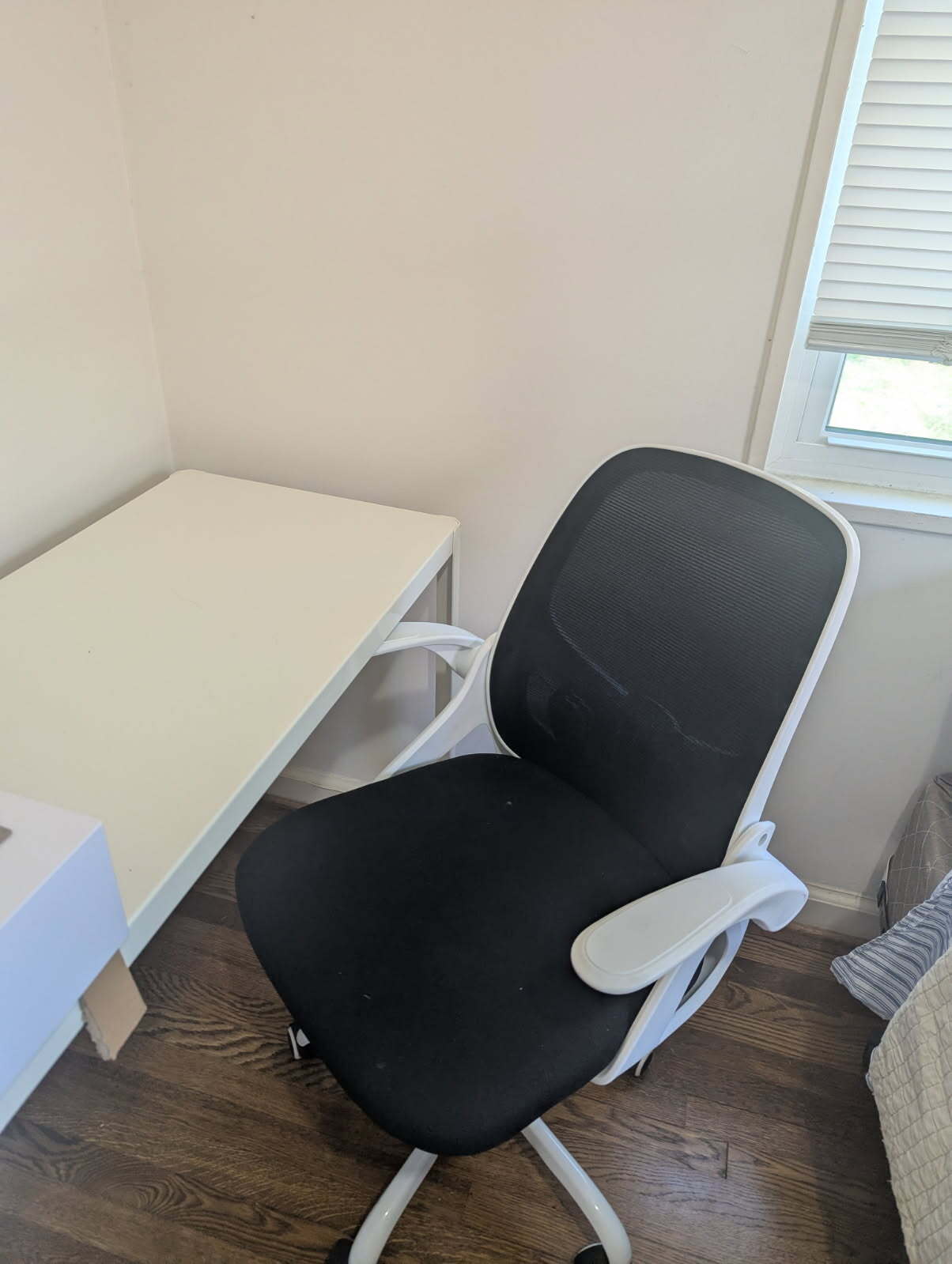 Building Photo - 5609 6th St S