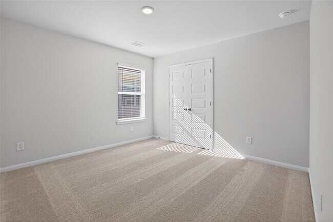 Building Photo - 13320 Burbot Dr