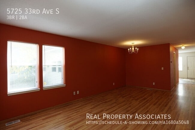 Building Photo - 5725 33rd Ave S