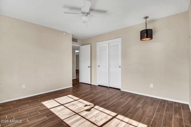 Building Photo - 4623 E Catalina Dr