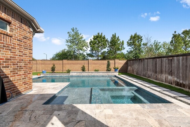 Building Photo - 19122 Panther Cave Ct