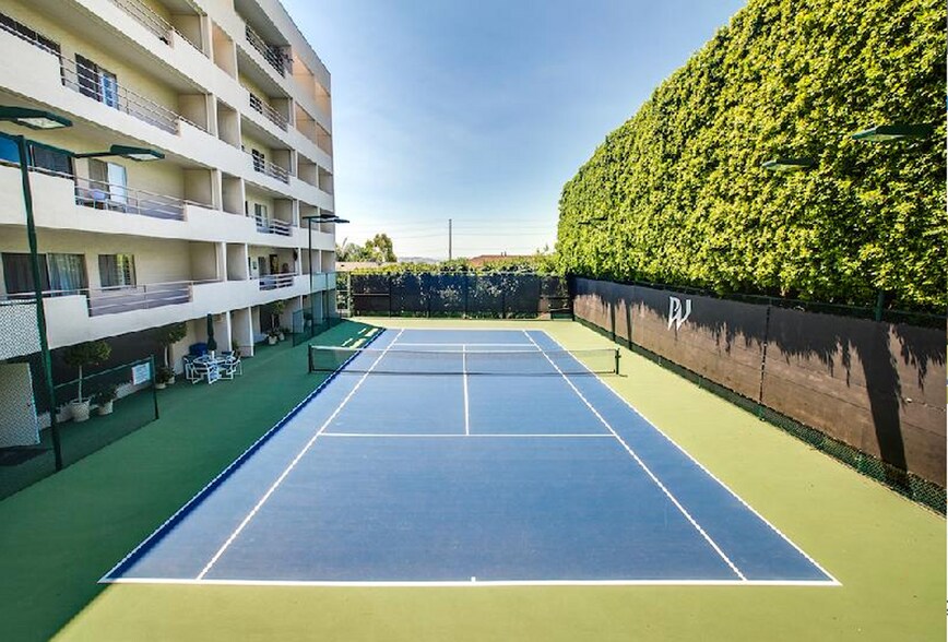 The tennis court, available by reservation - 1131 Alta Loma Rd