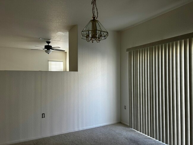 Building Photo - 12929 Grant Cir E
