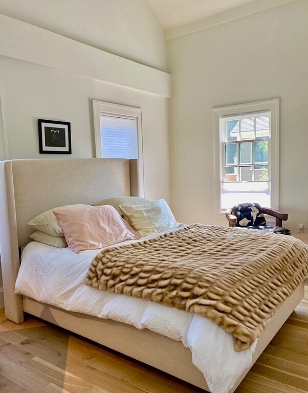 Building Photo - 229 Concord Ave