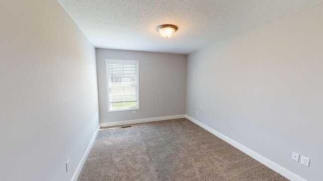 Building Photo - For Lease Beautiful 3 Bedroom, 2 Bath Home in Spring Lakes Subdivision.