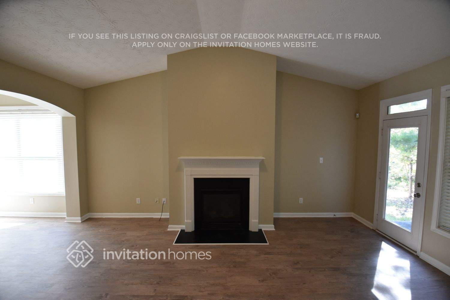 Building Photo - 127 Silver Arrow Cir