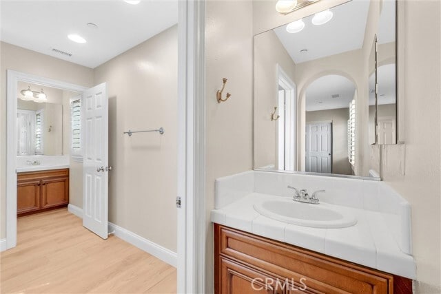 Building Photo - 31 Cezanne