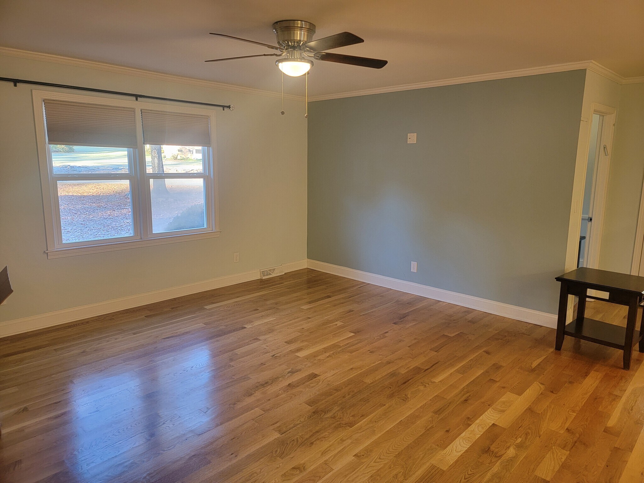 Building Photo - 100 Browning Dr