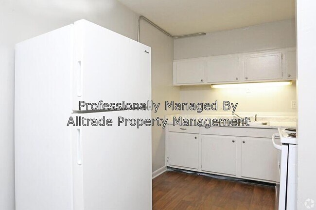 Building Photo - 412 Poplar Level Ct