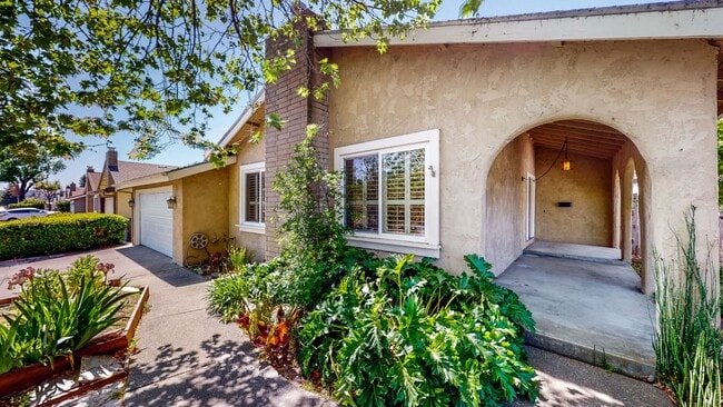 Building Photo - PURE Property Management  Present - Stunni...