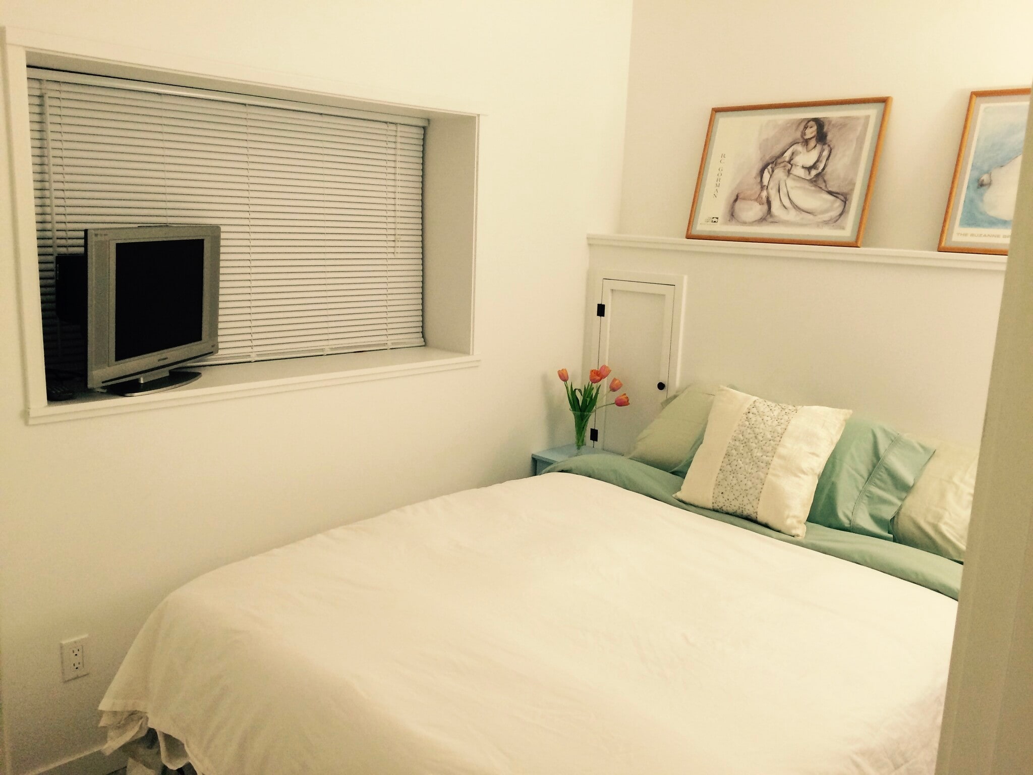 Building Photo - 2726-101 Eldridge Ave