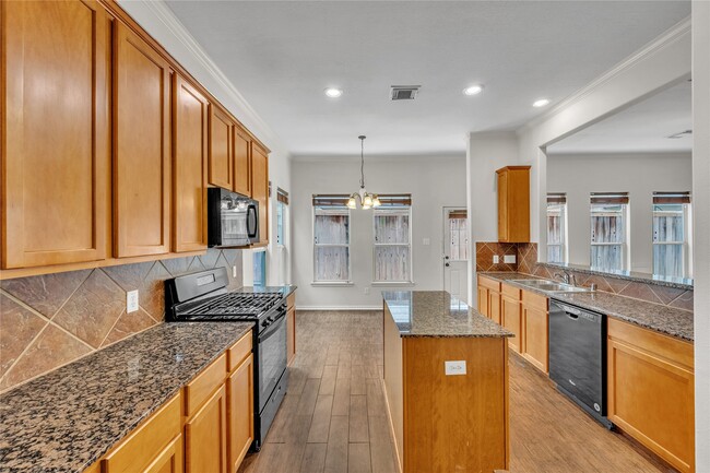 Building Photo - 2614 Shady Acres Ct