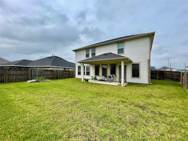 Building Photo - 31603 Rosebud Vly Ln