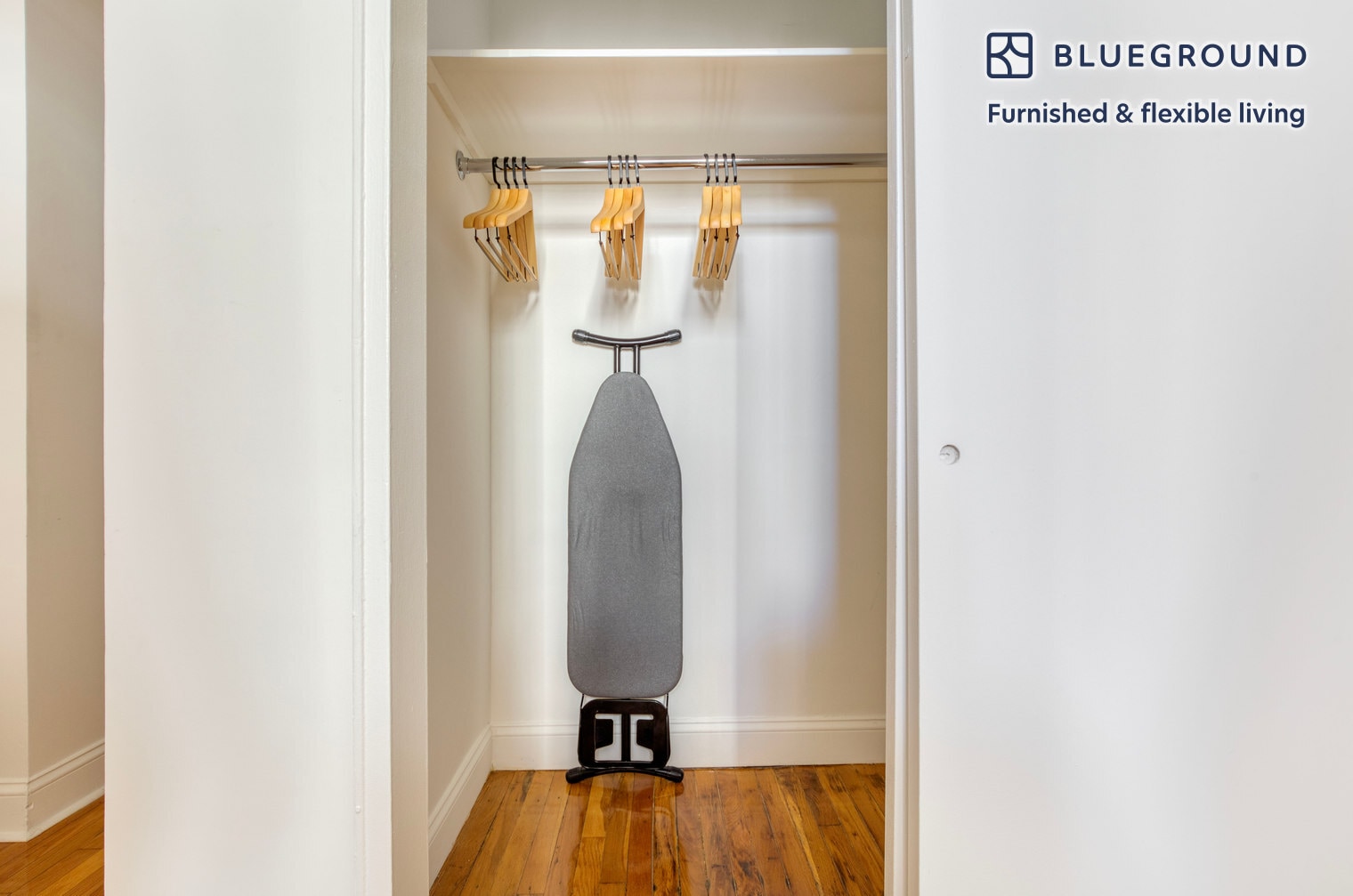 Building Photo - 123 E 54th St