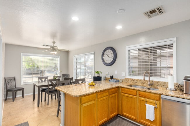 Building Photo - 3799 S Bowman Rd