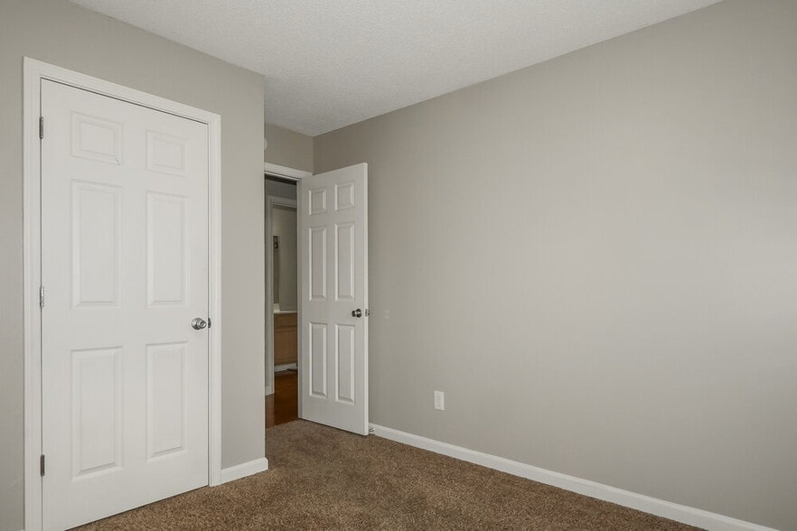 Building Photo - 7576 Dexter Run Cir