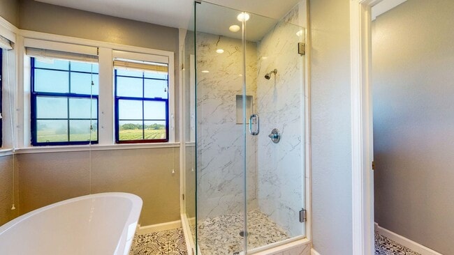 Building Photo - Beautiful 4 bedroom 3.5 bath Home with 2 c...