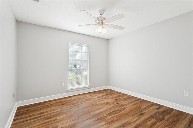 Building Photo - 158 Woodruff Dr