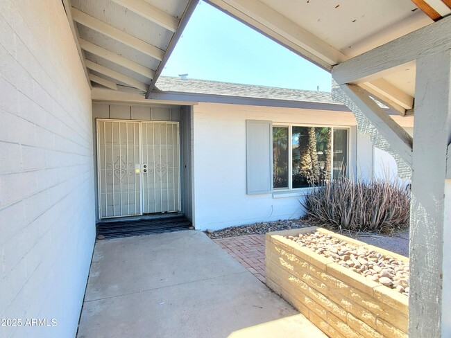 Building Photo - 4404 S McAllister Ave