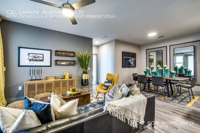 Building Photo - Aura Riverside